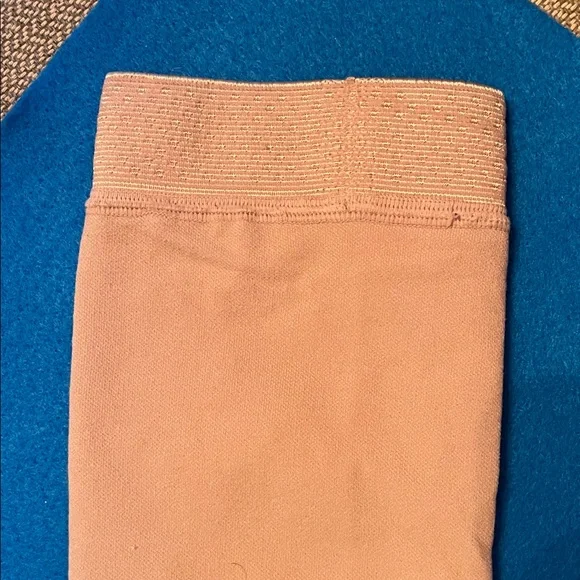 Juzo flesh tone nude beige lymphedema arm compression sleeve size II Small NEW